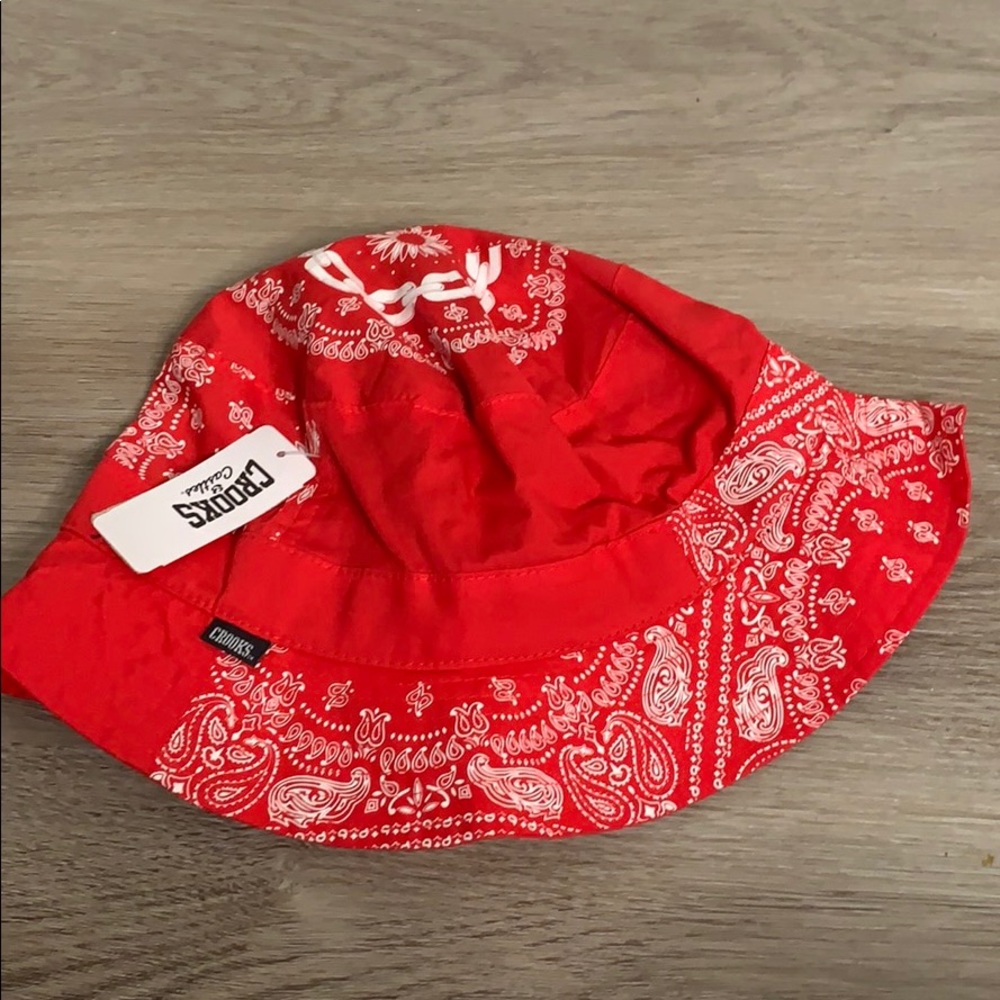 Crooks hat